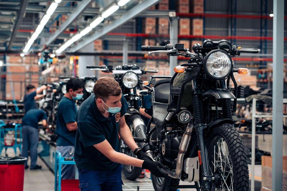 Royal Enfield -Producción nacional Nueva Himalayan versión BS6 en planta... (4)