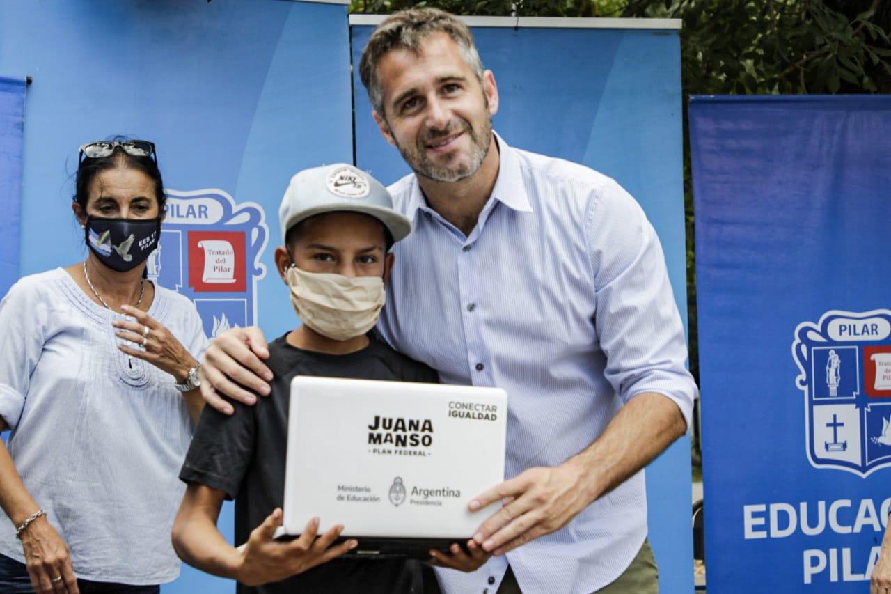 195429ad-6c20-4a06-b817-57317d75e91b