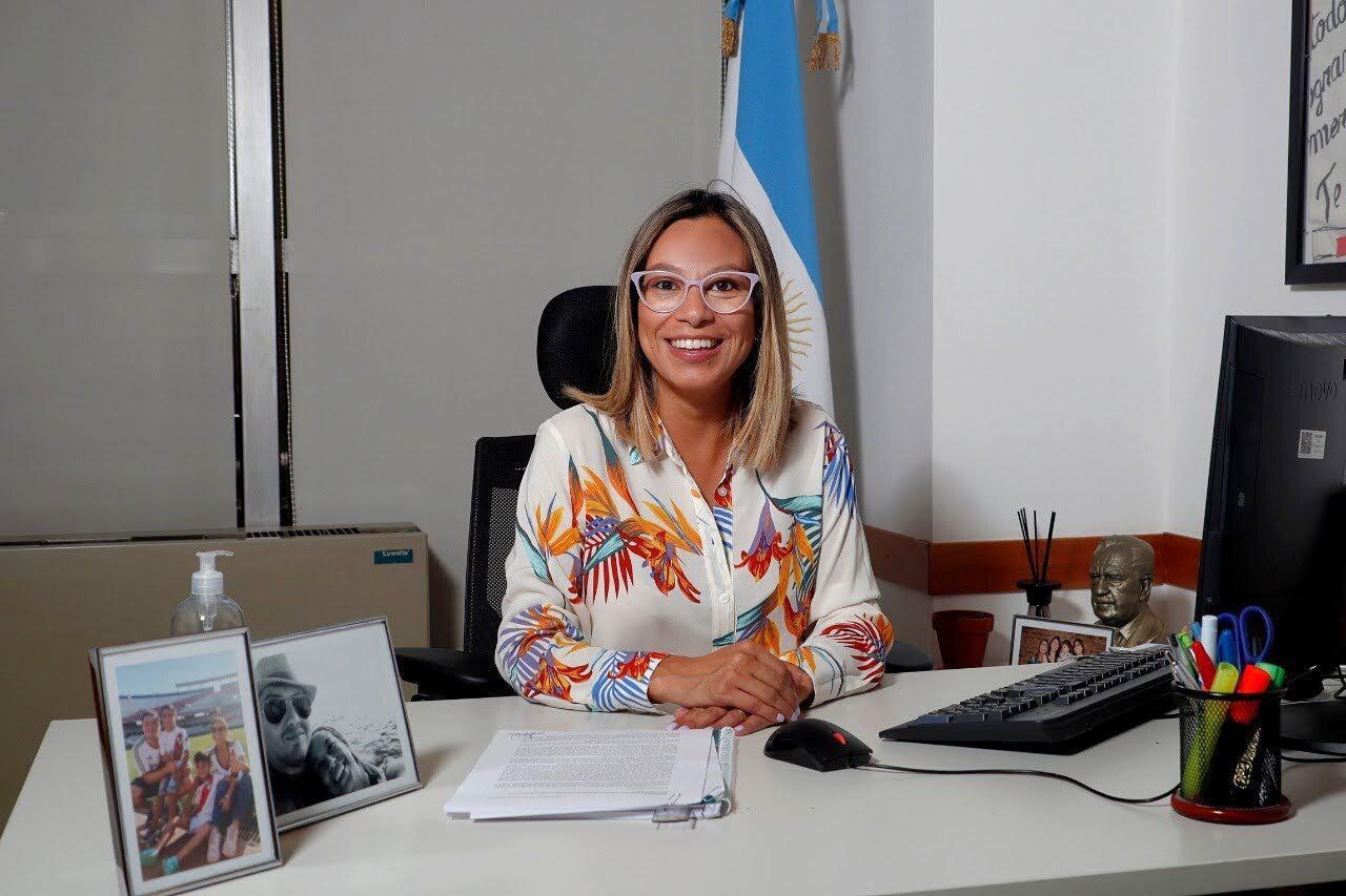 PN-Adriana Caceres 345jpg