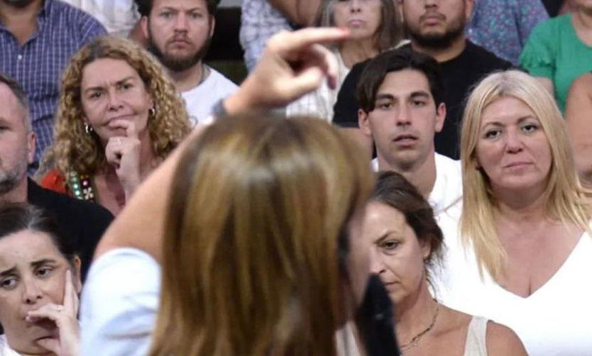 PN-Pbullrich Merceds_L