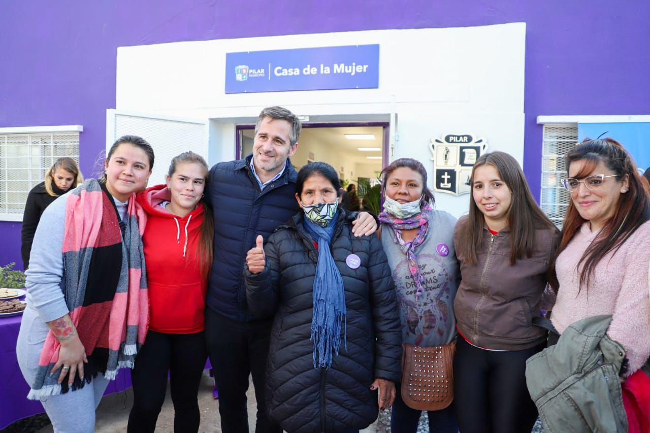 02d80578-cfb8-47a6-910f-a8143ac08a80